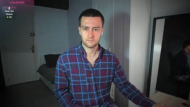 Snapshot of HonestAndrew chatting on February 2025 08:54:01 AM HonestAndrew online show from February 2025 08:54:01 AM