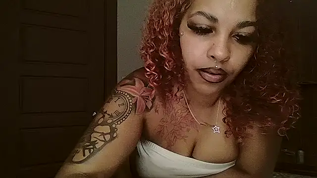 Snapshot of Cloutchasercrystall chatting on September 2025 04:30:02 PM Cloutchasercrystall online show from September 2025 04:30:02 PM