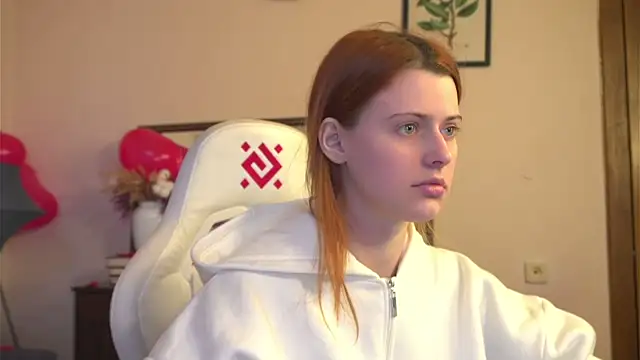 doll lesli online show from February 2025 02:20:01 PM