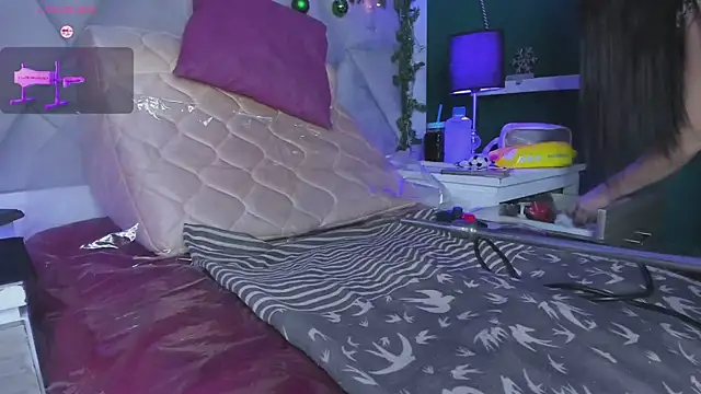 levana1 online show from December 2024 11:16:01 PM