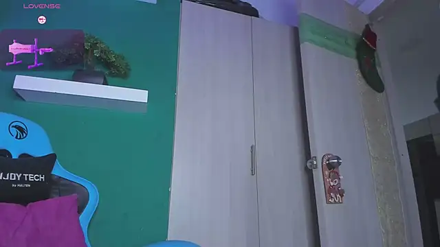 levana1 online show from December 2024 12:37:02 AM