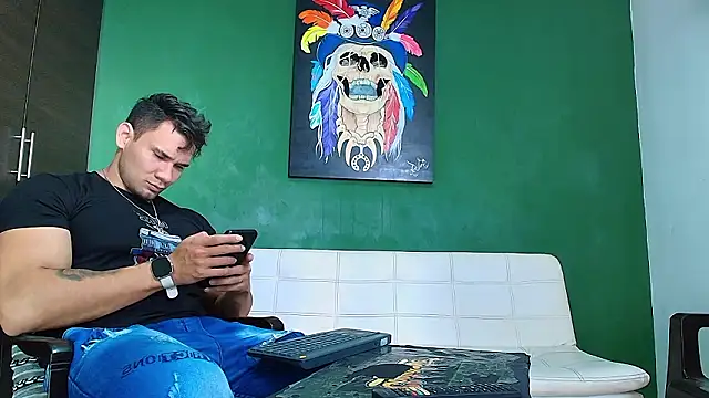 Snapshot of GendersonFit chatting on February 2026 08:40:02 PM GendersonFit online show from February 2026 08:40:02 PM