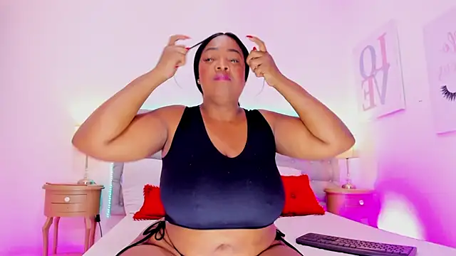 Snapshot of laqquishax chatting on January 2025 03:00:02 AM laqquishax online show from January 2025 03:00:02 AM