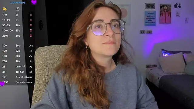 linda giggle online show from December 2024 02:24:01 AM