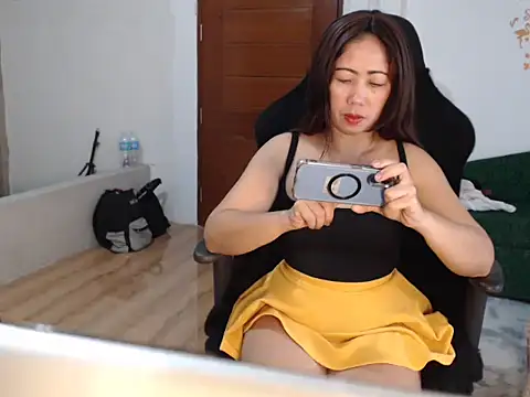 Snapshot of SweetAsian_Jojo69 chatting on March 2026 10:59:02 PM SweetAsian Jojo69 online show from March 2026 10:59:02 PM