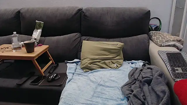 Snapshot of Nudelschwanz chatting on March 2026 07:14:02 AM Nudelschwanz online show from March 2026 07:14:02 AM