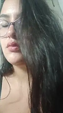 Snapshot of ZabathMiller chatting on November 2025 12:43:02 AM ZabathMiller online show from November 2025 12:43:02 AM