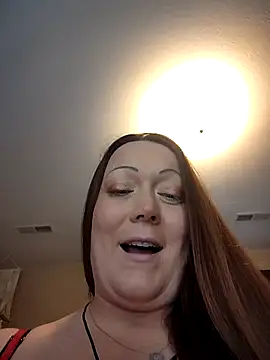 Snapshot of BBWQUEENBEEE chatting on February 2026 07:25:02 PM BBWQUEENBEEE online show from February 2026 07:25:02 PM