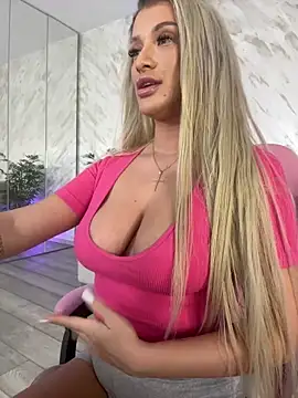 SinwithAmy online show from December 2025 04:57:02 PM