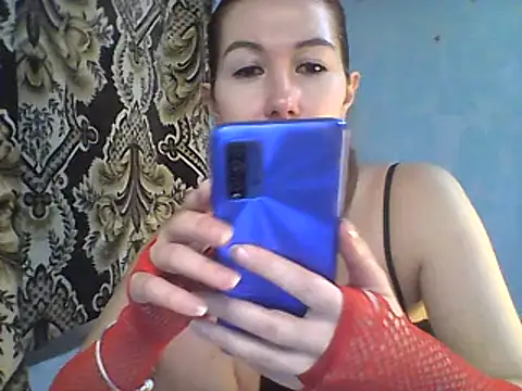 Snapshot of Olesja chatting on February 2025 04:54:02 PM Olesja online show from February 2025 04:54:02 PM