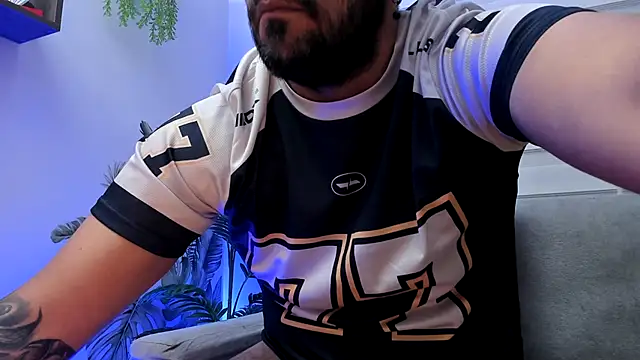 jonathan rivers online show from December 2025 09:43:01 PM