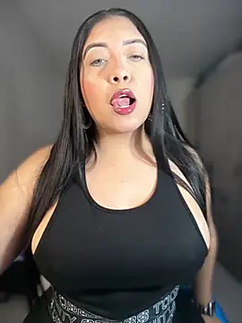 cami ortiz   online show from December 2025 04:40:01 AM