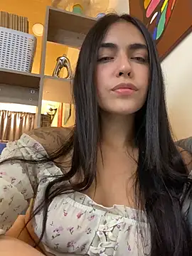 Snapshot of DaphneUwu chatting on October 2025 01:08:02 AM DaphneUwu online show from October 2025 01:08:02 AM