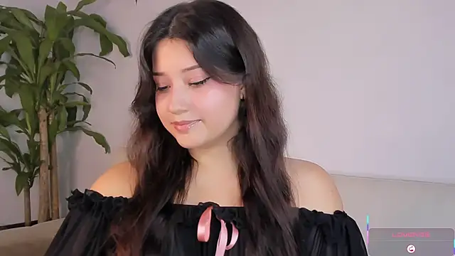 Snapshot of basima_Sajjad chatting on April 2026 02:37:02 AM basima Sajjad online show from April 2026 02:37:02 AM