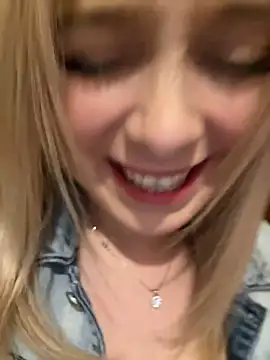 CherryAuroraa online show from January 2025 03:37:02 PM