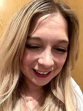 CherryAuroraa online show from January 2026 10:13:01 PM