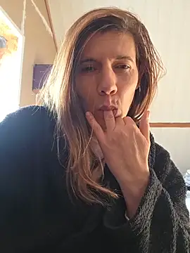 Snapshot of Lina_lou4 chatting on December 2025 09:47:02 AM Lina lou4 online show from December 2025 09:47:02 AM