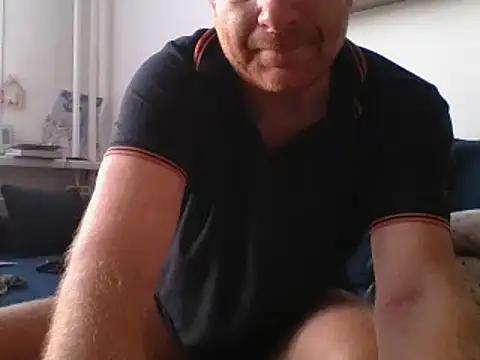 82liska online show from October 2025 03:23:02 PM