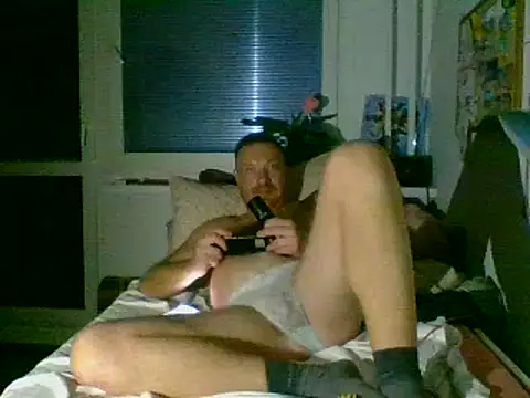 82liska online show from October 2025 05:04:02 AM