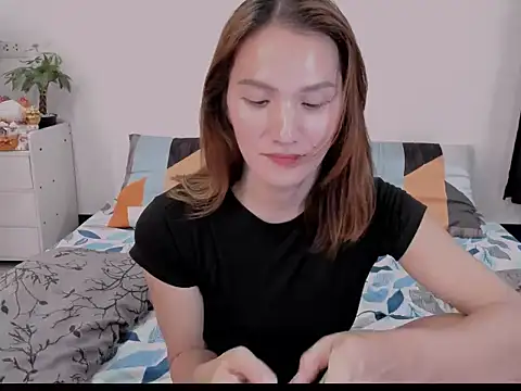soooooANGEL online show from May 2026 01:01:01 AM