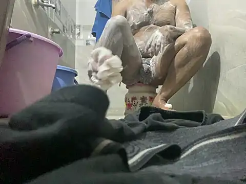 Snapshot of Rahuldhe22 chatting on January 2025 07:37:01 AM Rahuldhe22 online show from January 2025 07:37:01 AM