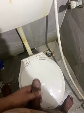 Snapshot of Rahuldhe22 chatting on January 2025 07:28:01 PM Rahuldhe22 online show from January 2025 07:28:01 PM