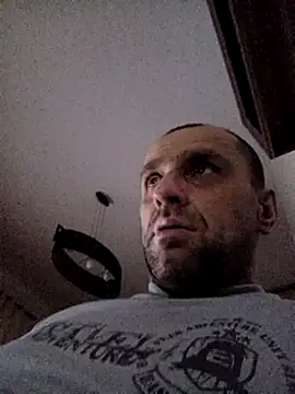 Snapshot of Roman0798 chatting on December 2024 01:07:02 AM Roman0798 online show from December 2024 01:07:02 AM