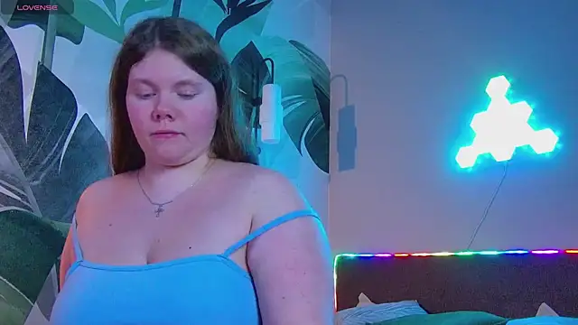 RubyValen online show from November 2025 01:05:02 AM