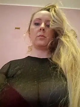 Snapshot of VictoriaMiami chatting on February 2026 12:36:01 PM VictoriaMiami online show from February 2026 12:36:01 PM