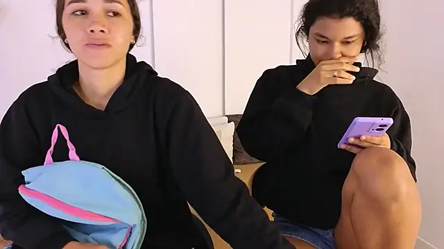 sexychanell 18 online show from September 2025 12:54:01 PM