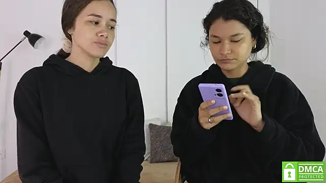 sexychanell 18 online show from October 2025 01:09:02 PM