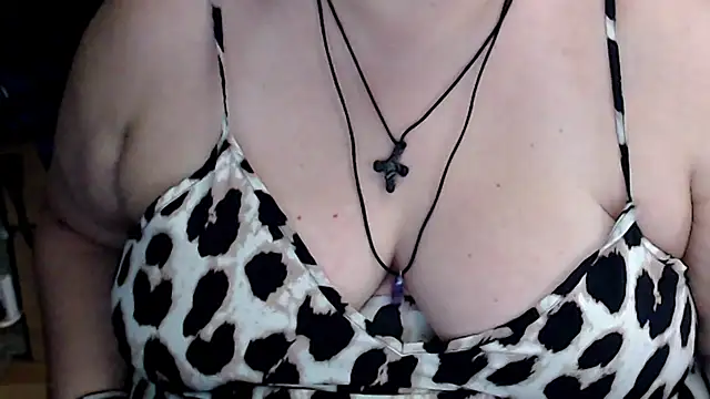 mayasmith online show from November 2025 07:25:02 AM