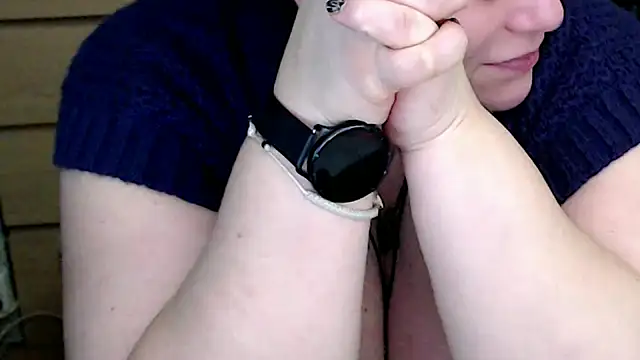 mayasmith online show from November 2025 08:07:02 PM