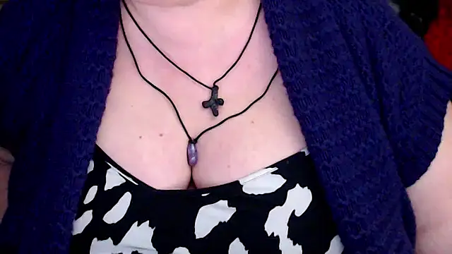 mayasmith online show from April 2026 06:12:01 PM