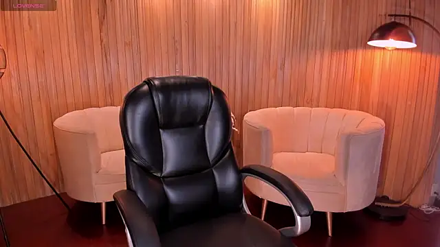 Snapshot of JuanitaClay chatting on February 2025 01:08:01 PM JuanitaClay online show from February 2025 01:08:01 PM