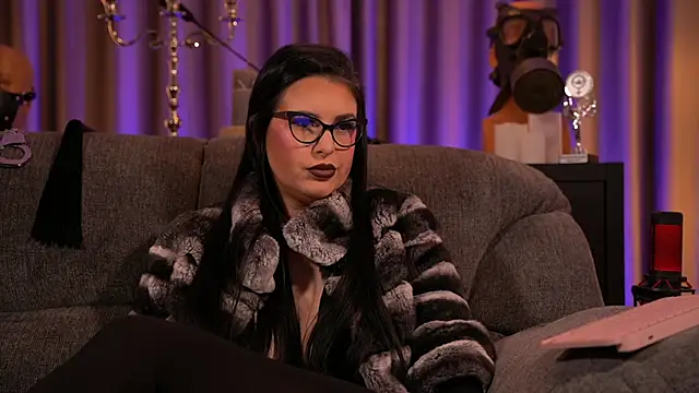 kelly kent online show from February 2025 02:08:01 AM