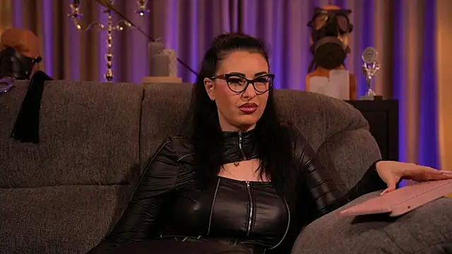 kelly kent online show from March 2025 05:02:01 AM