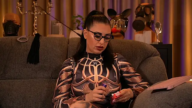 kelly kent online show from September 2025 08:19:01 PM