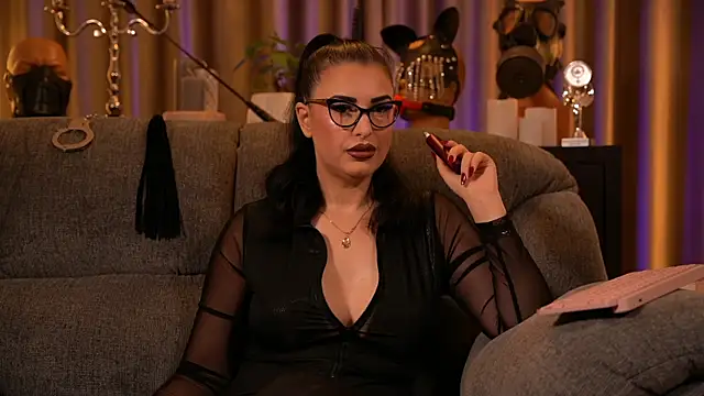 kelly kent online show from October 2025 10:30:01 PM