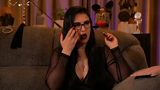 kelly kent online show from November 2025 12:43:02 AM