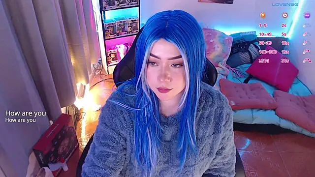 Emmy Ruiz online show from May 2026 05:13:01 AM