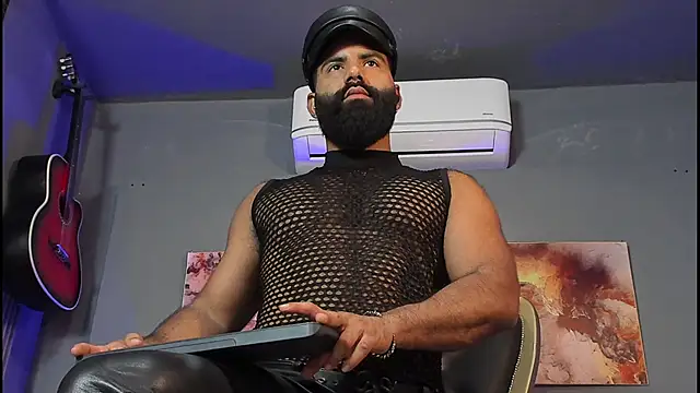 BeardAndrew online show from March 2025 05:32:01 AM