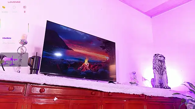 lara giraldo online show from May 2026 12:19:02 AM