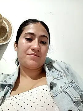 Snapshot of francesca_baker1007 chatting on February 2025 10:32:02 PM francesca baker1007 online show from February 2025 10:32:02 PM