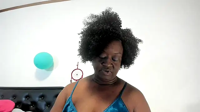 Katiefyi online show from April 2026 11:08:02 PM