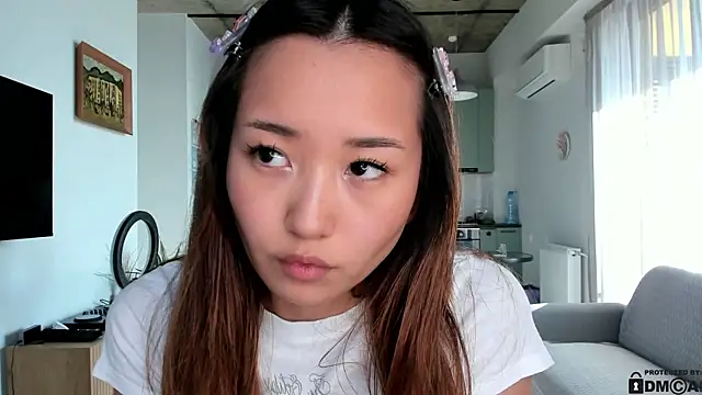 Snapshot of julias_tapes chatting on January 2025 07:42:01 AM julias tapes online show from January 2025 07:42:01 AM