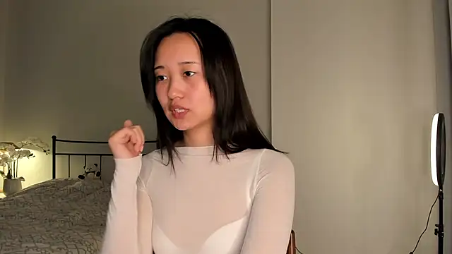 Snapshot of julias_tapes chatting on March 2025 08:08:01 AM julias tapes online show from March 2025 08:08:01 AM