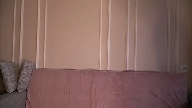 Snapshot of julias_tapes chatting on September 2025 02:51:02 PM julias tapes online show from September 2025 02:51:02 PM