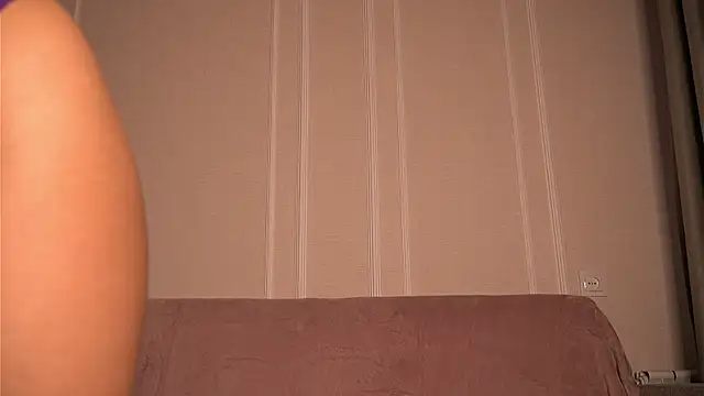 Snapshot of julias_tapes chatting on September 2025 03:02:02 PM julias tapes online show from September 2025 03:02:02 PM