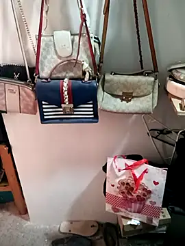 ivandignity online show from February 2026 09:57:02 PM